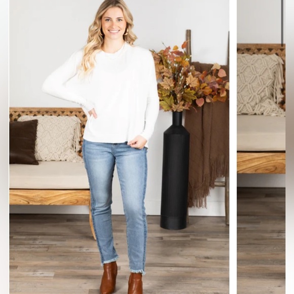 NWT JUDY BLUE JEANS - Picture 3 of 12